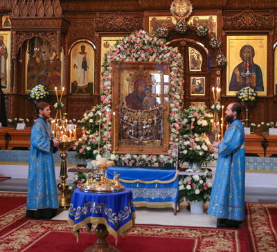 Вечернее богослужение праздника Святогорской иконы Пресвятой Богородицы