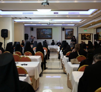 Митрополит Святогорский Арсений выступил с докладом на международной конференции, проходящей на Кипре
