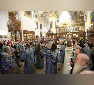 В Святогорье совершили Похвалу Пресвятой Богородице (фото, видео)