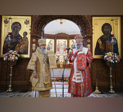Совместное богослужение Запорожского и Святогорского архиереев (фото)