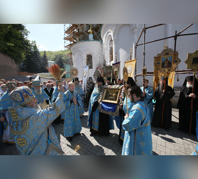 Святогорская Лавра торжественно отпраздновала Успение Божией Матери (фото)