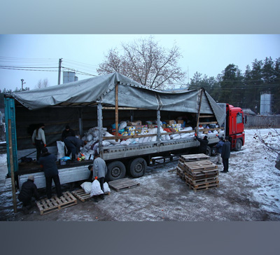 14 декабря в Святогорскую Лавру прибыла очередная гуманитарная помощь из Винницы (фото)