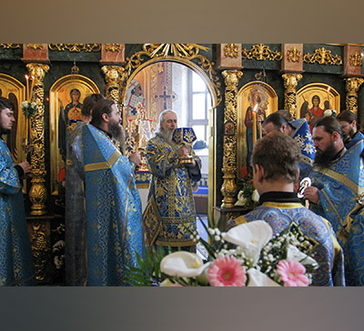 Архиерейская служба на праздник Благовещения в Богородичанской обители (фото, видео)