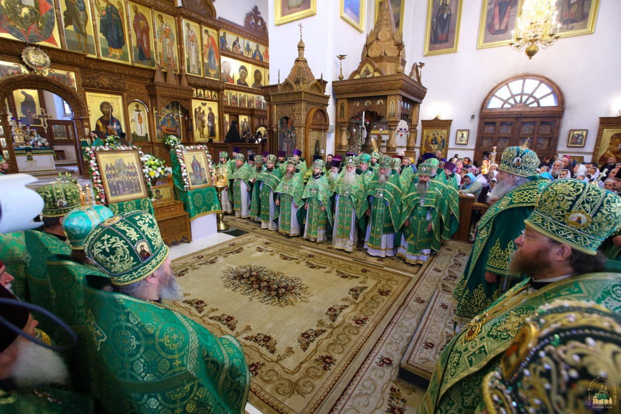 Праздник Собора преподобных отцев Святогорских в Святогорской Лавре (фото, видео)