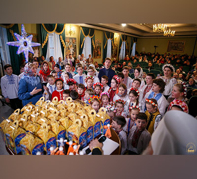 Приём колядников наместником Святогорской Лавры (фото, видео)