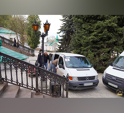 Помощь от православных полтавчан прибыла в Лавру (фото)