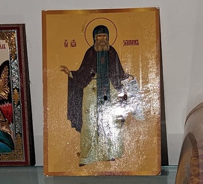 В США замироточила икона преподобного Иоанна, Затворника Святогорского