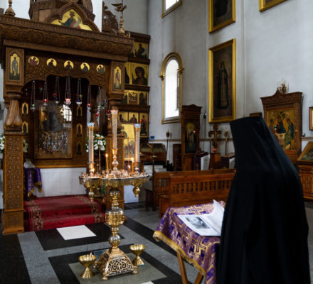 В Святогорской Лавре сугубо молятся за митрополита Арсения