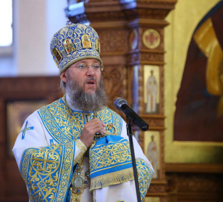 Управляющий делами УПЦ выразил поддержку митрополиту Арсению